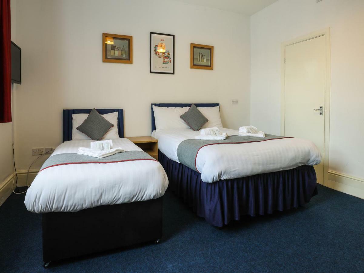 Oyo Hala Guest House Manchester Bagian luar foto